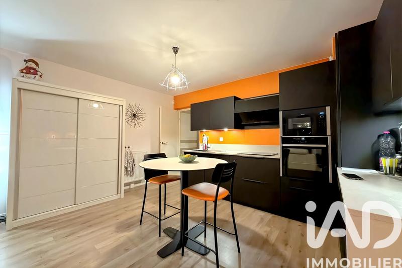 Appartement - 81 m² - 4 pièces