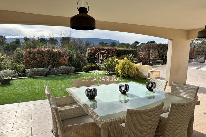 Villa - 225 m² - 7 pièces