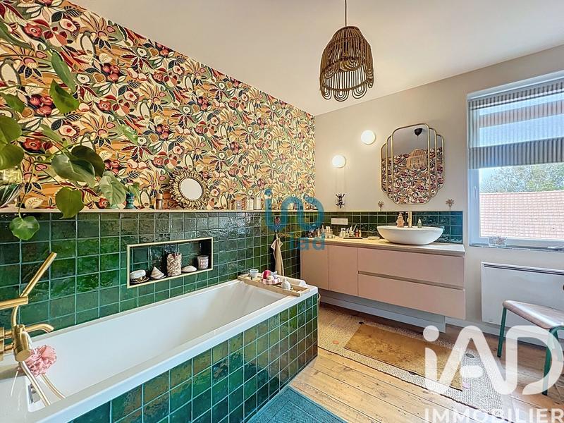 Maison - 121 m² - 5 pièces