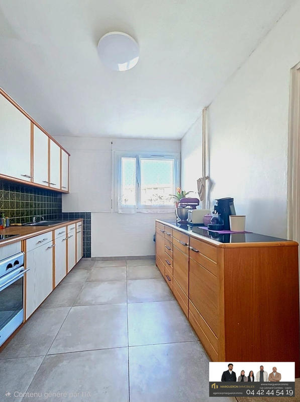 Appartement - 98 m² - 5 pièces