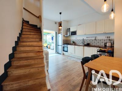 Maison - 90 m² - 4 pièces