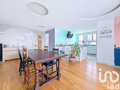 Maison - 96 m² - 4 pièces