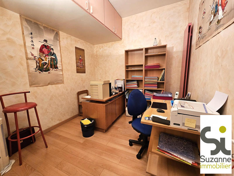 Appartement - 151 m² - 5 pièces