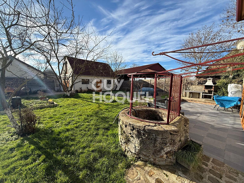 Maison - 104 m² - 4 pièces