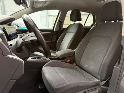 Volkswagen Golf 2.0 Tdi 150 Scr Life Dsg Bva / Pack Hiver