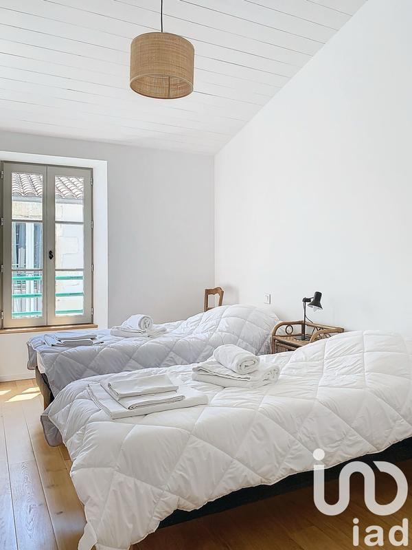 Maison de village - 238 m² - 10 pièces