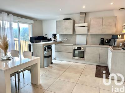 Appartement - 102 m² - 4 pièces