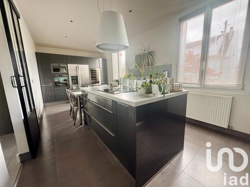 Maison - 150 m² - 6 pièces