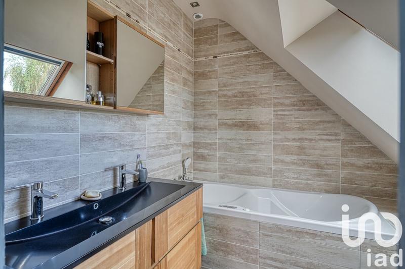 Maison - 138 m² - 5 pièces