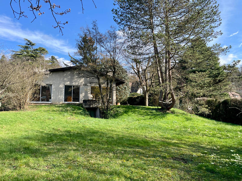 Maison - 152 m² - 7 pièces