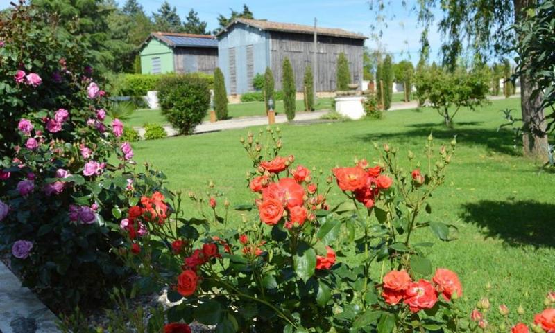 Propriété - 384 m² - 16 pièces