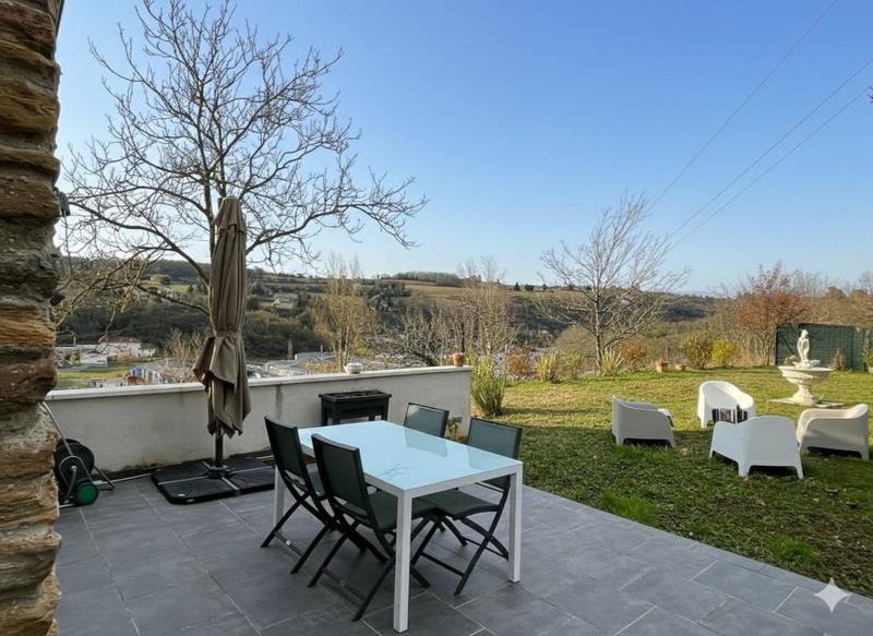 Appartement - 97 m² - 4 pièces