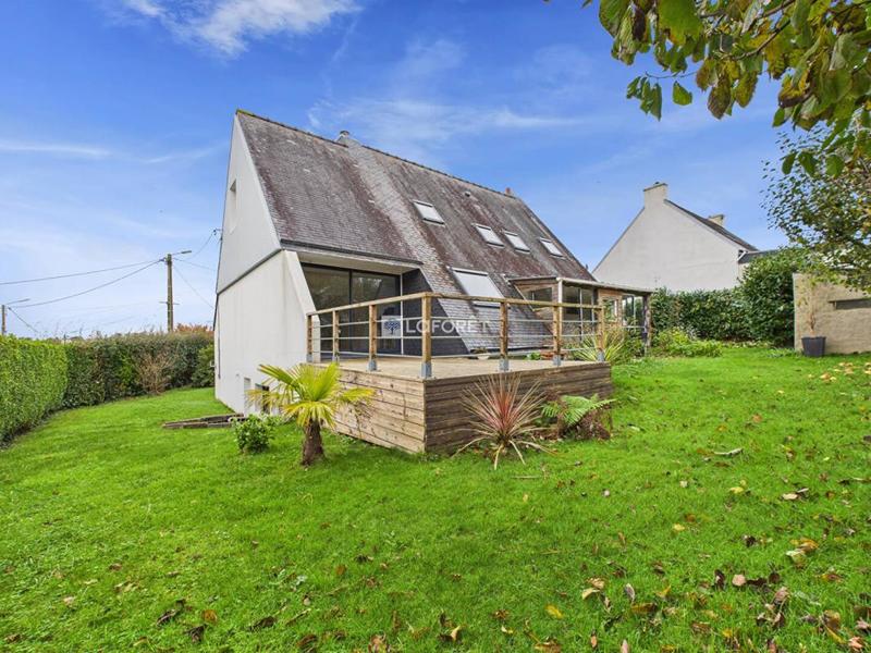 Maison - 122 m² - 7 pièces