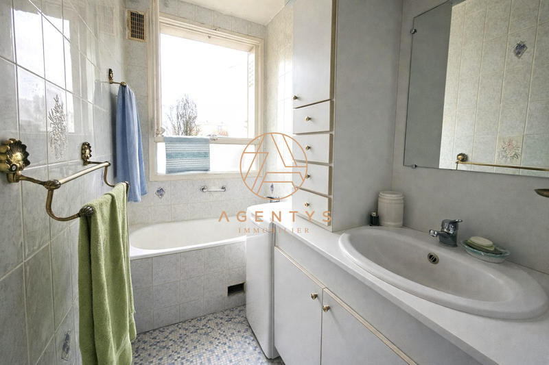 Appartement - 55 m² - 3 pièces