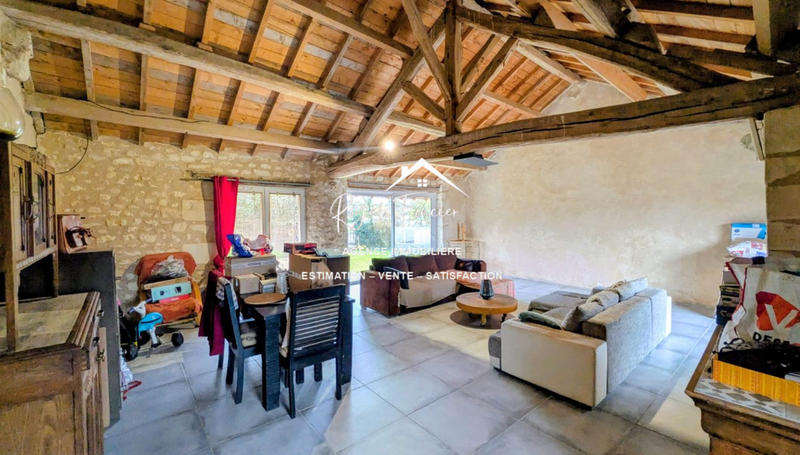 Maison ancienne - 100 m² - 5 pièces