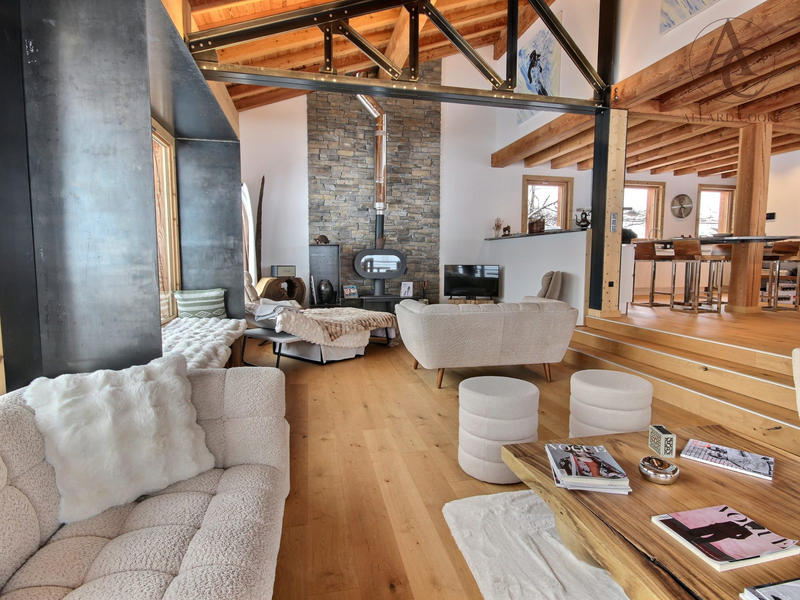 Châlet - 400 m² - 8 pièces