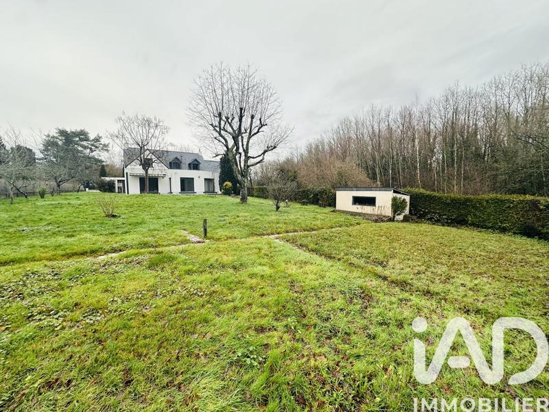 Maison - 180 m² - 8 pièces