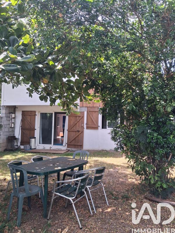 Maison - 145 m² - 9 pièces