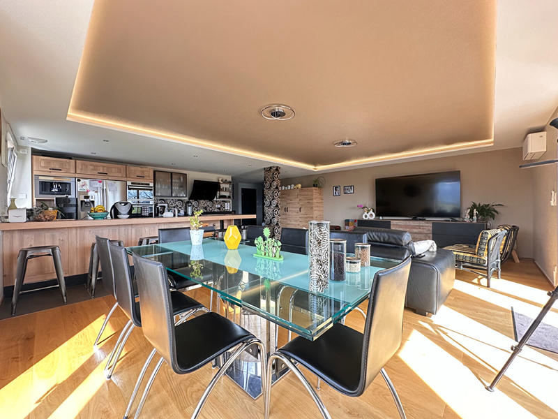 Appartement - 127 m² - 5 pièces