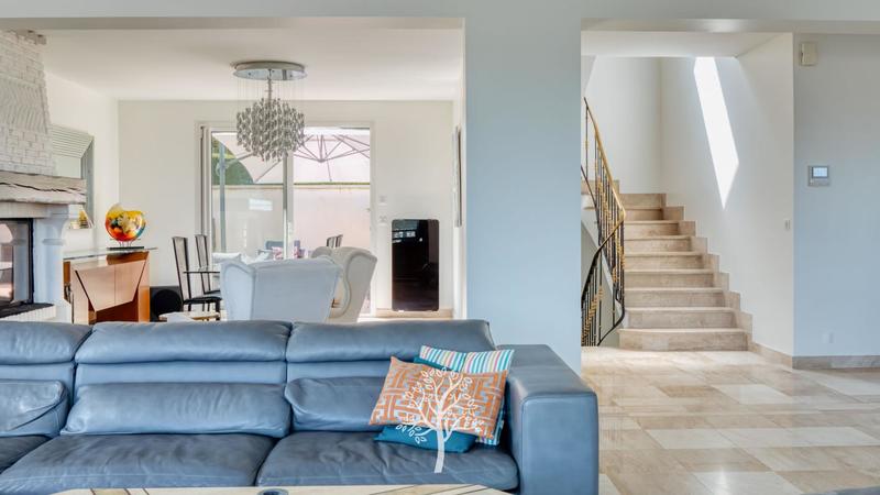 Maison - 278 m² - 7 pièces