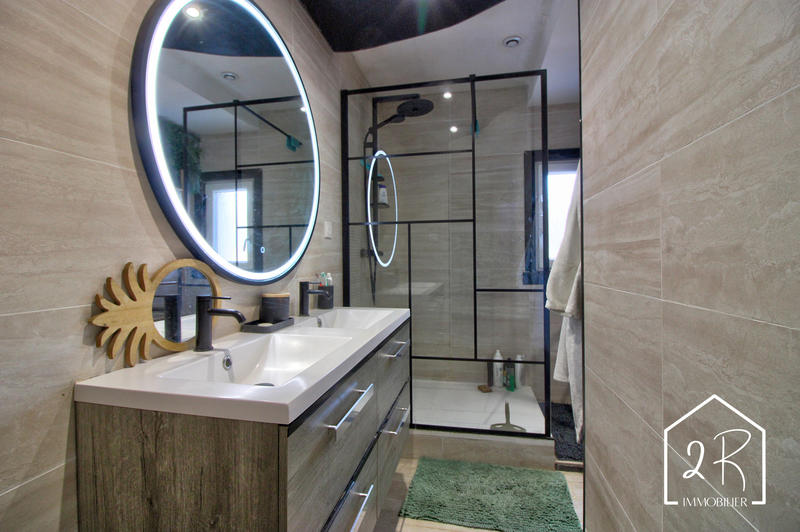 Maison - 98 m² - 4 pièces