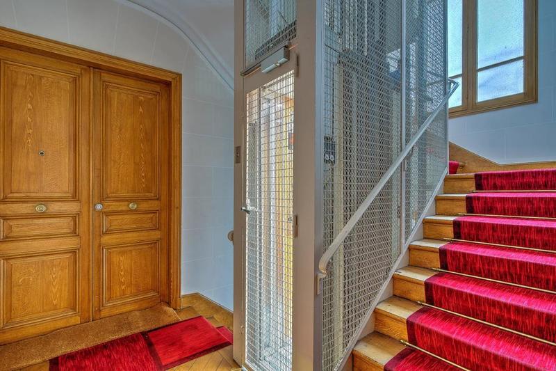 Appartement - 120 m² - 5 pièces