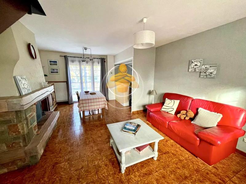 Maison - 100 m² - 6 pièces