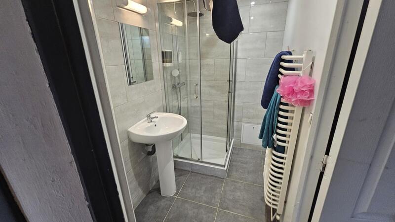 Propriété - 400 m² - 14 pièces