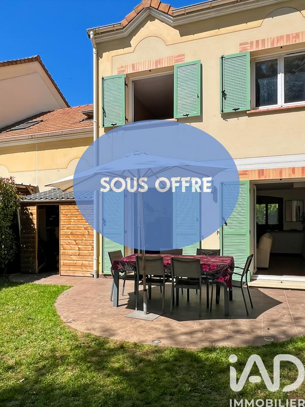 Maison - 102 m² - 5 pièces