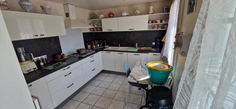 Maison - 111 m² - 5 pièces