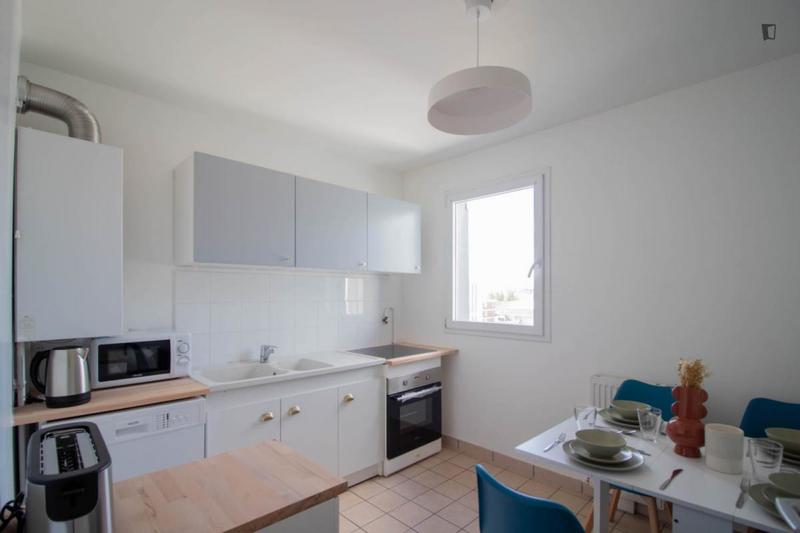 Chambre - 23 m² - 4 pièces