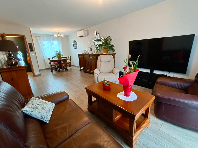 Maison - 90 m² - 4 pièces