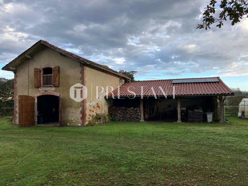 Maison - 223 m² - 6 pièces