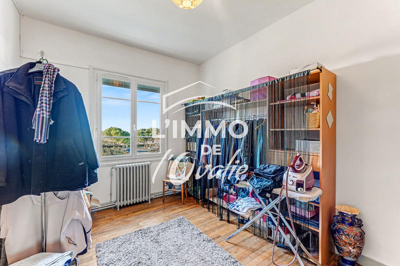 Maison - 200 m² - 7 pièces