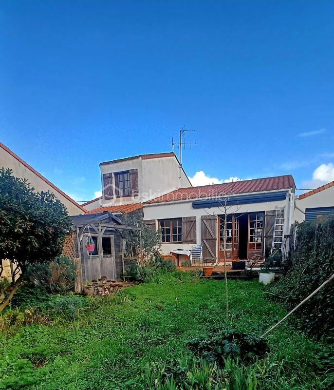 Maison - 90 m² - 4 pièces