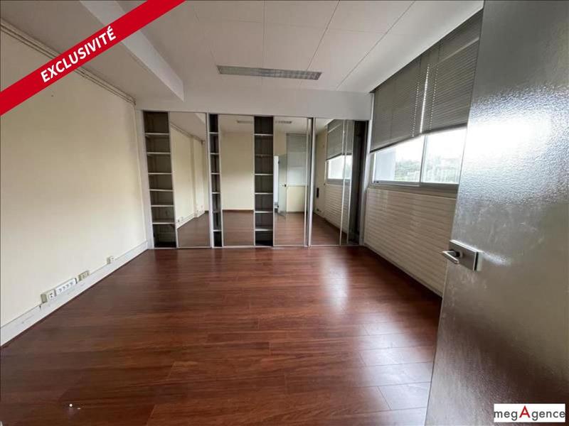 Local commercial - 88 m² - 5 pièces