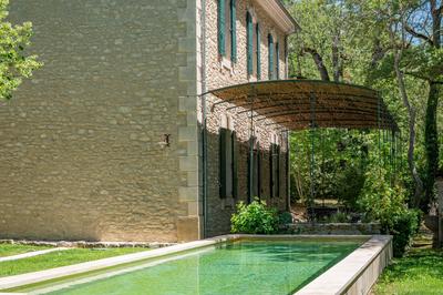 Maison - 330 m² - 8 pièces