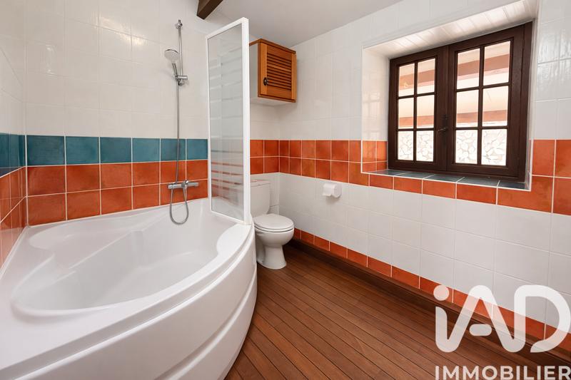 Maison - 179 m² - 7 pièces