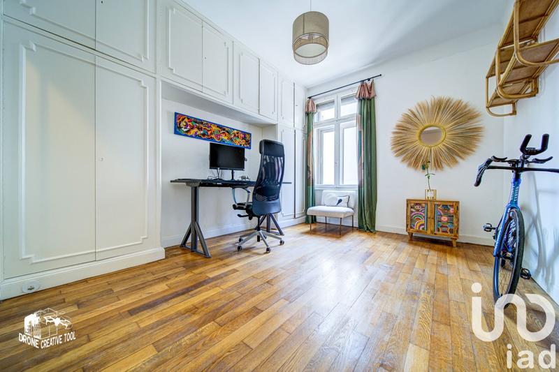 Appartement - 150 m² - 6 pièces