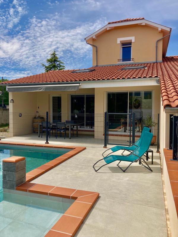 Maison - 111 m² - 5 pièces