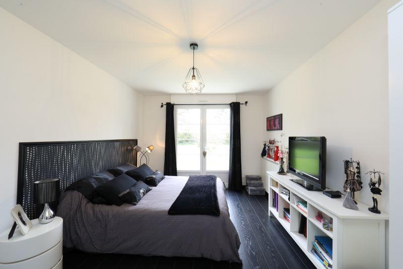 Villa - 320 m² - 13 pièces