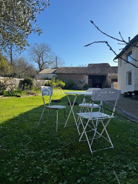 Maison en pierre - 195 m² - 7 pièces