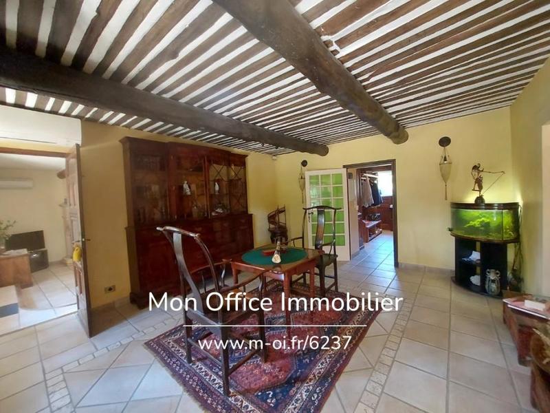 Maison - 434 m² - 13 pièces