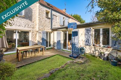 Maison - 161 m² - 7 pièces