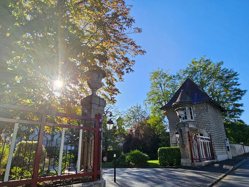 Appartement - 98 m² - 5 pièces