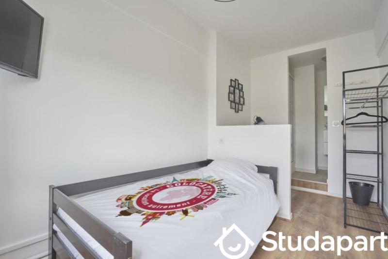 Chambre - 12 m² - 1 pièce