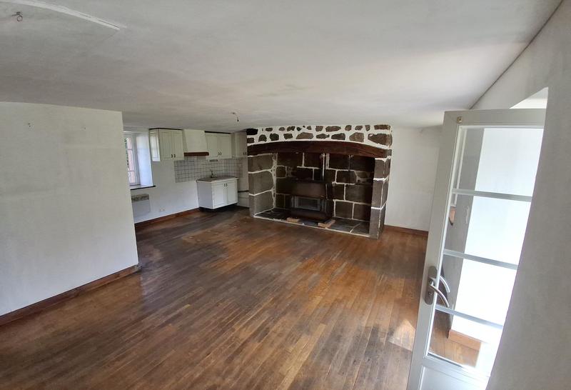 Maison en pierre - 106 m² - 4 pièces