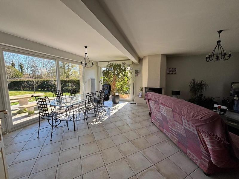 Maison - 192 m² - 5 pièces