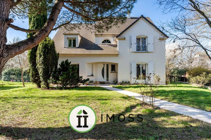 Maison contemporaine - 197 m² - 5 pièces