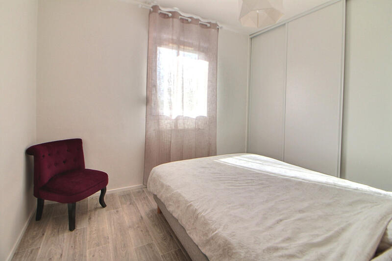 Appartement - 94 m² - 4 pièces